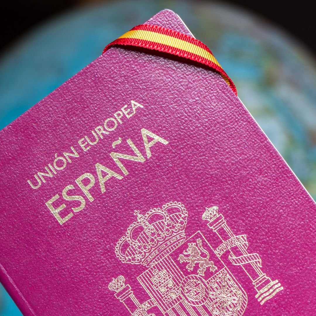 La nacionalidad española.